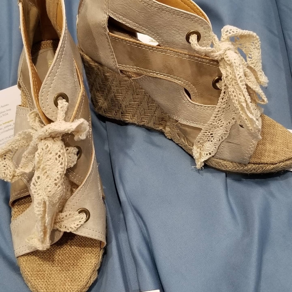 Wedges - Picture 3 of 4